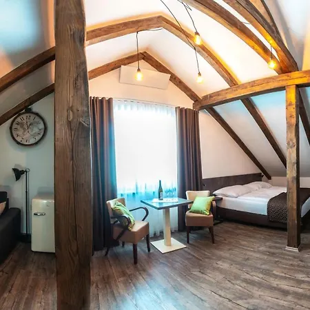Rechle Guest house *